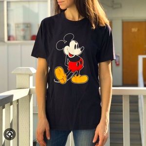 Uniqlo Magic For All Icon Mickey Mouse Short Sleeve Black Graphic Disney T Shirt